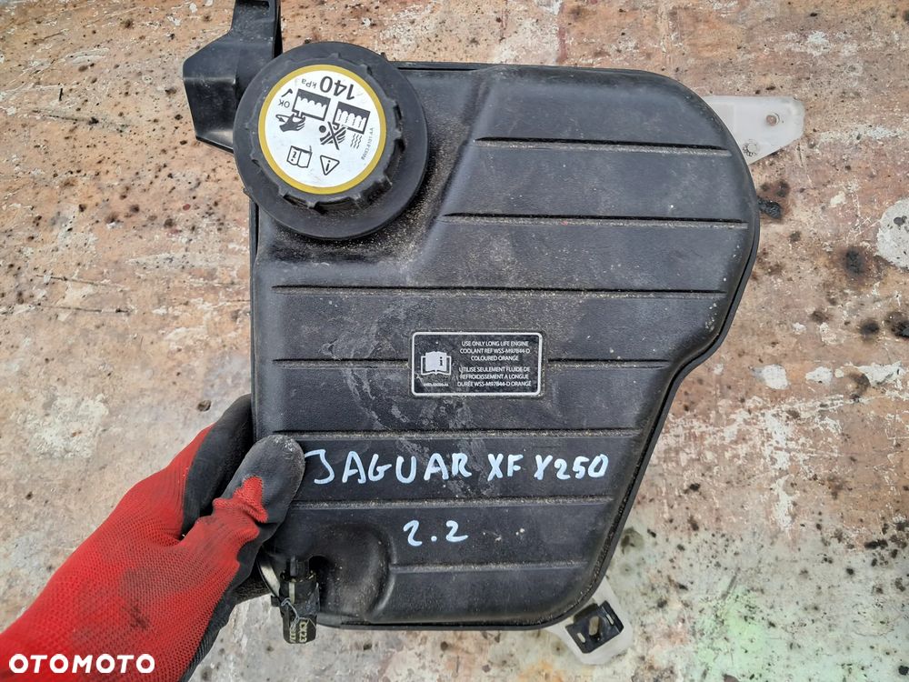 Jaguar XF X250 Zbiornik wyrównawczy chłodnicy - 1
