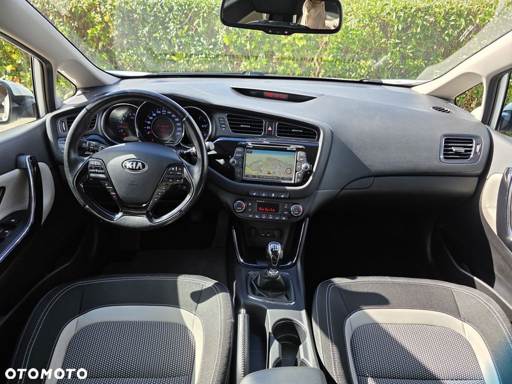 Kia Ceed 1.6 CRDi Spirit - 8