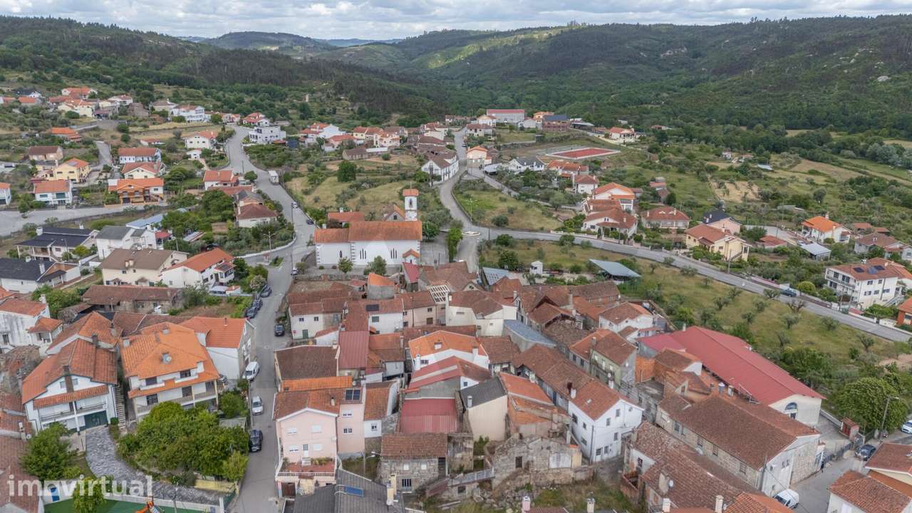 Moradia em Pedra com Charme e Versatilidade em Ferreirós do Dão - Grande imagem: 3/36