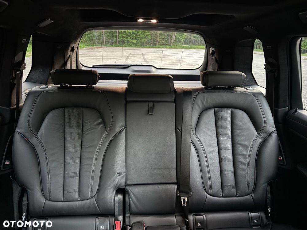 BMW X7 - 17