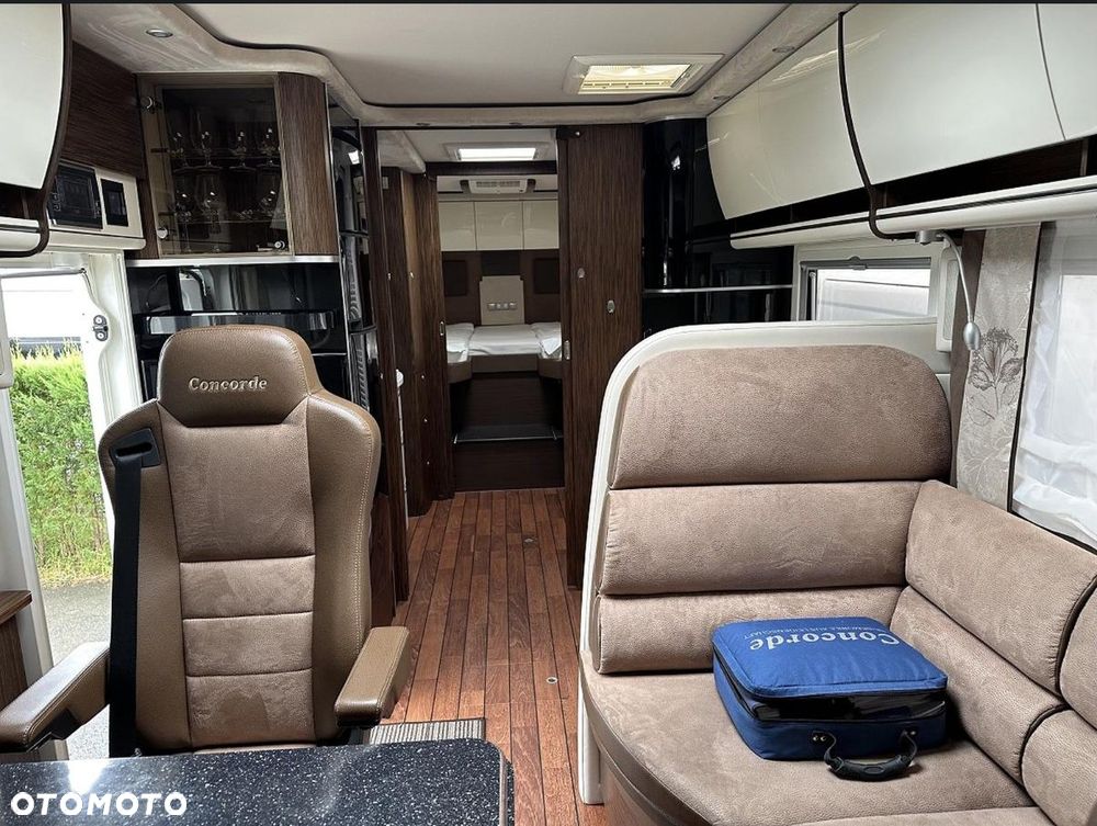 Concorde charisma 850L - 18