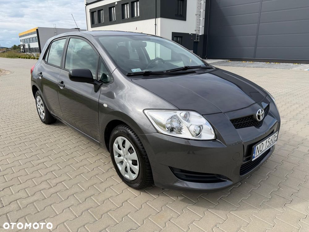 Toyota Auris 1.33 VVT-i Premium - 1