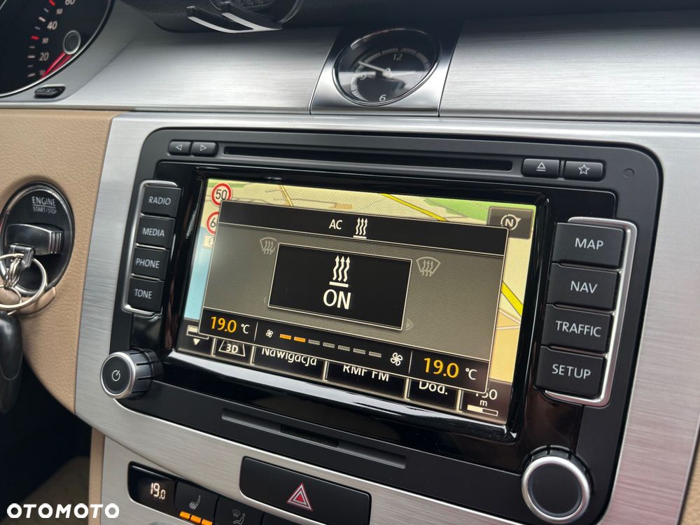 Volkswagen CC 2.0 TDI BlueMotion Technology - 35