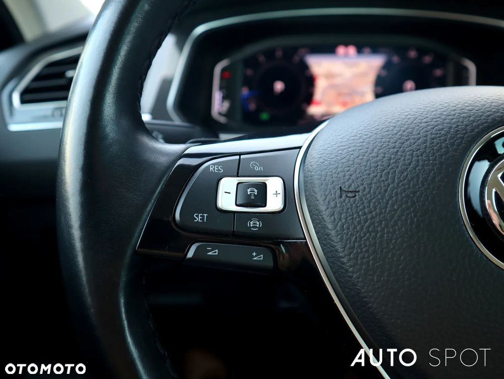 Volkswagen Tiguan 2.0 TSI 4Mot Comfortline DSG - 20