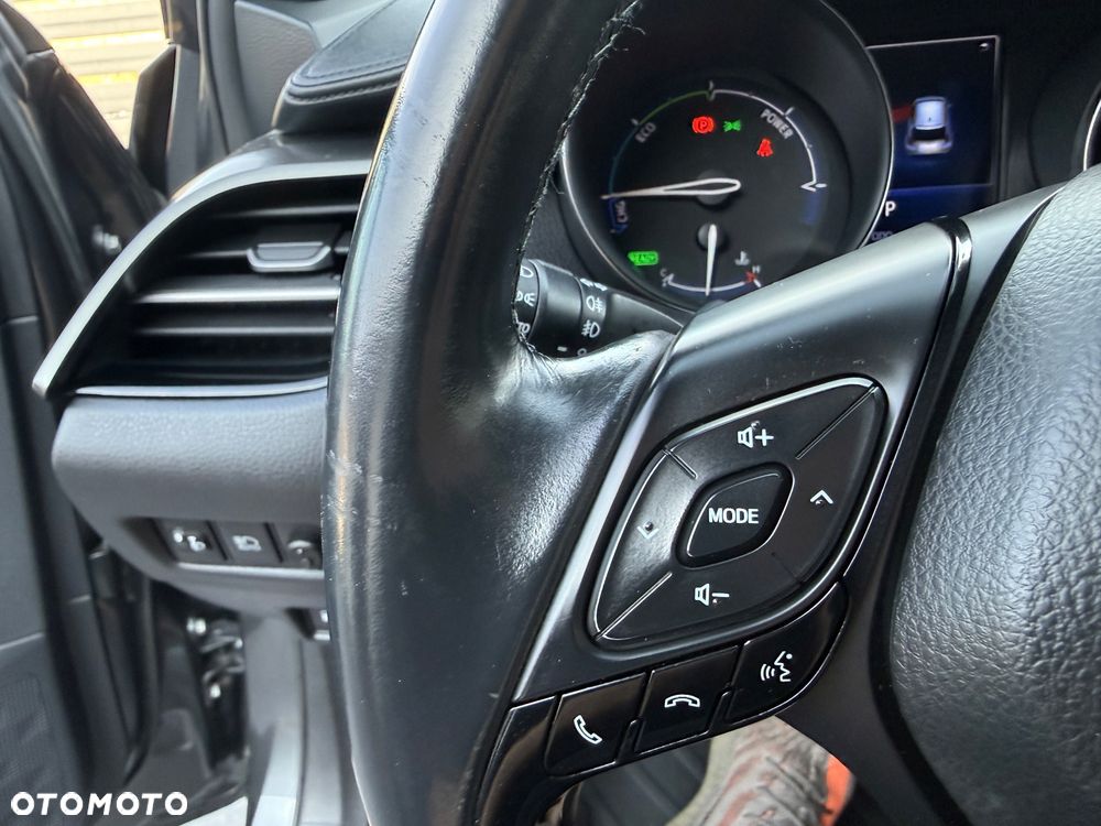 Toyota C-HR Style - 32