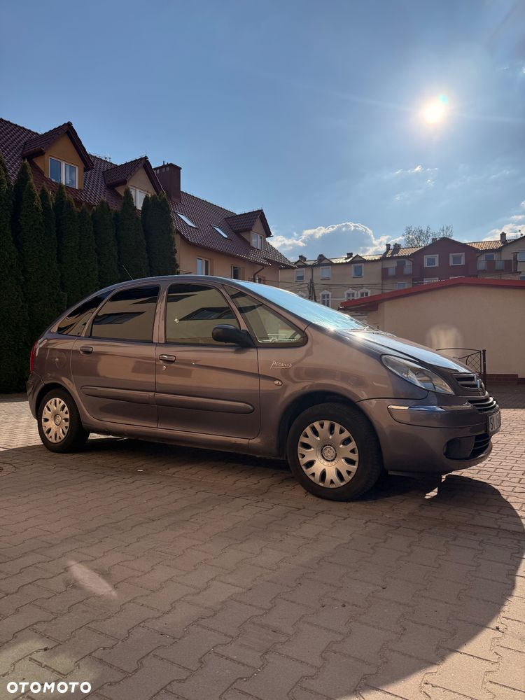 Citroën Xsara Picasso 1.8i 16V Exclusive - 3