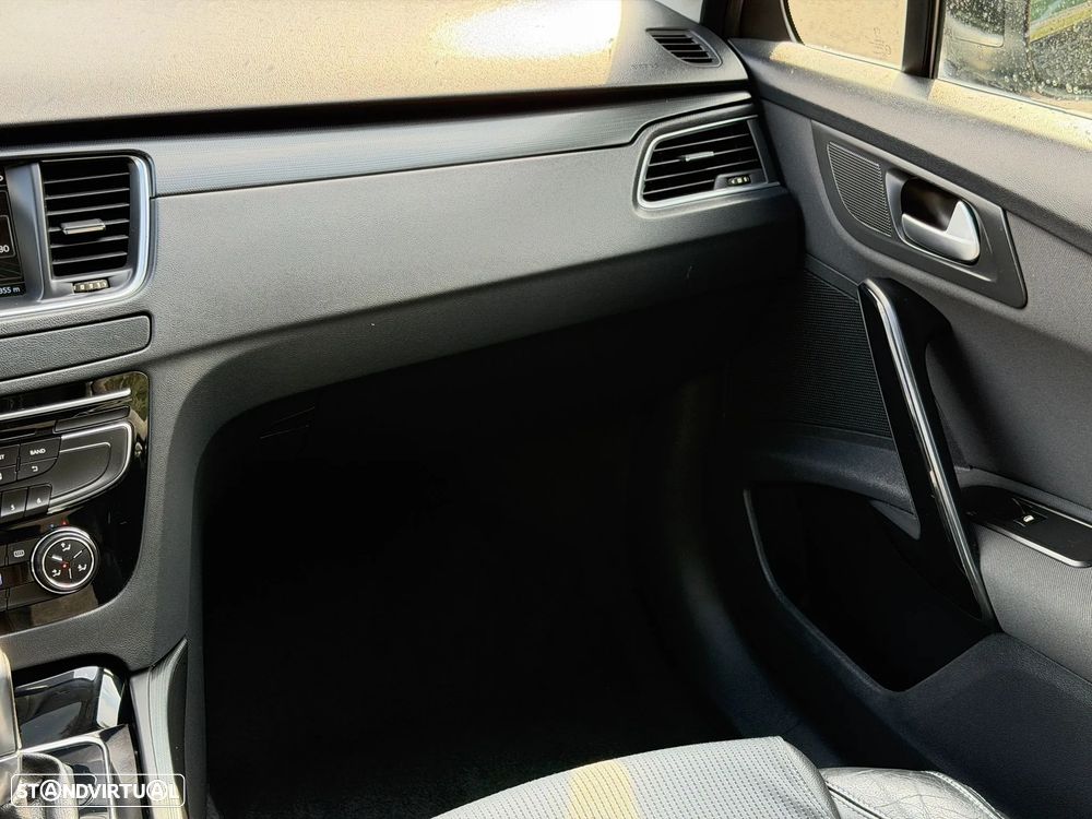 Peugeot 508 SW 1.6 e-HDi Allure 2-Tronic J18 - 9