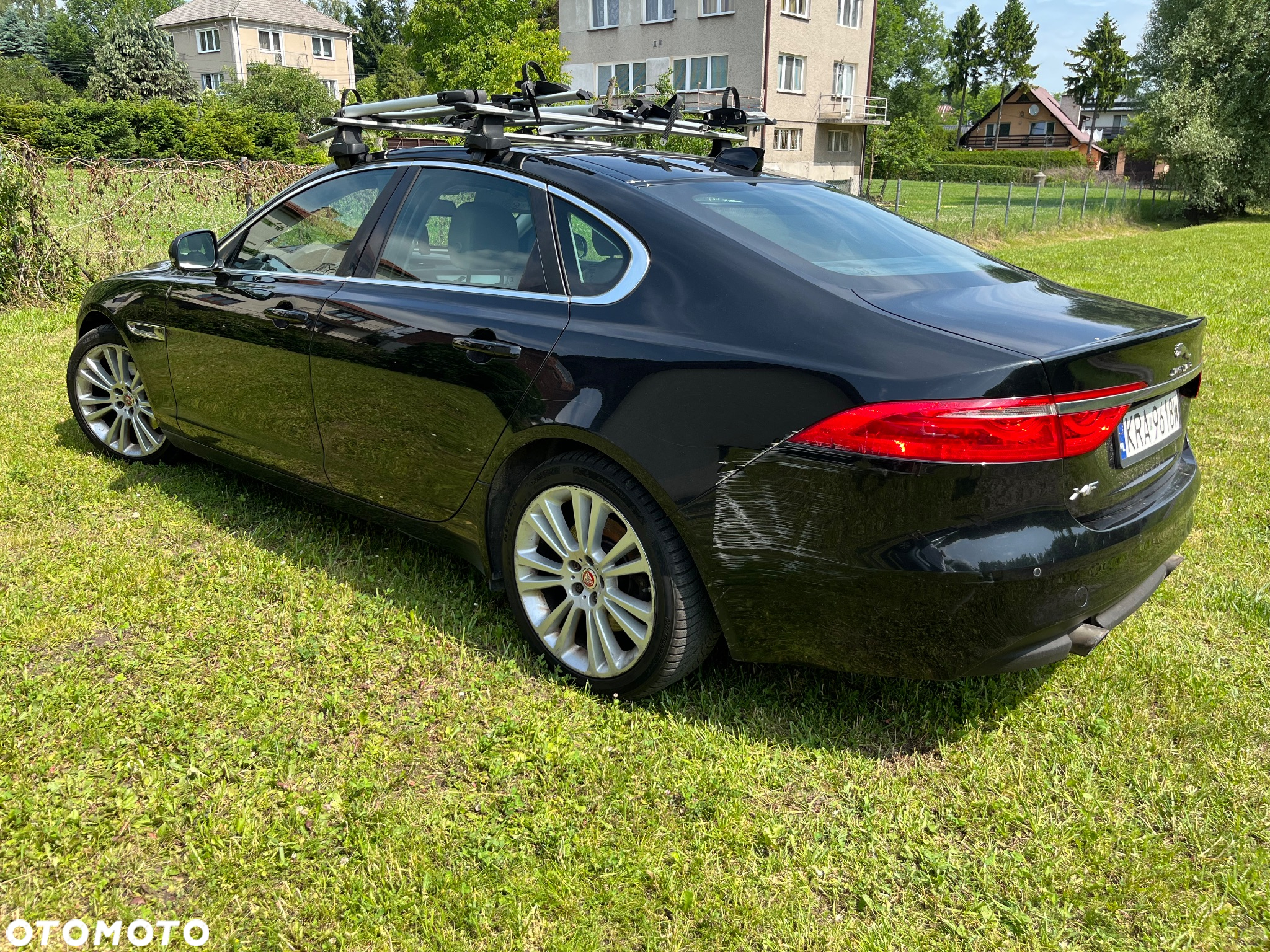 Jaguar XF 2.0 T Prestige - 8