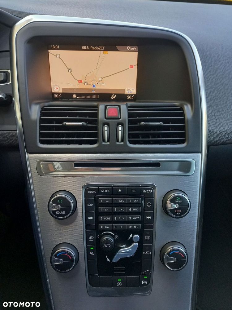 Volvo XC 60 D3 Momentum - 33