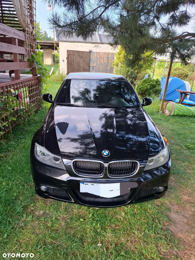 BMW 3 Series 2011 photo 4