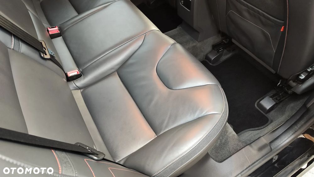 Volvo XC 60 D4 Geartronic Ocean Race - 24