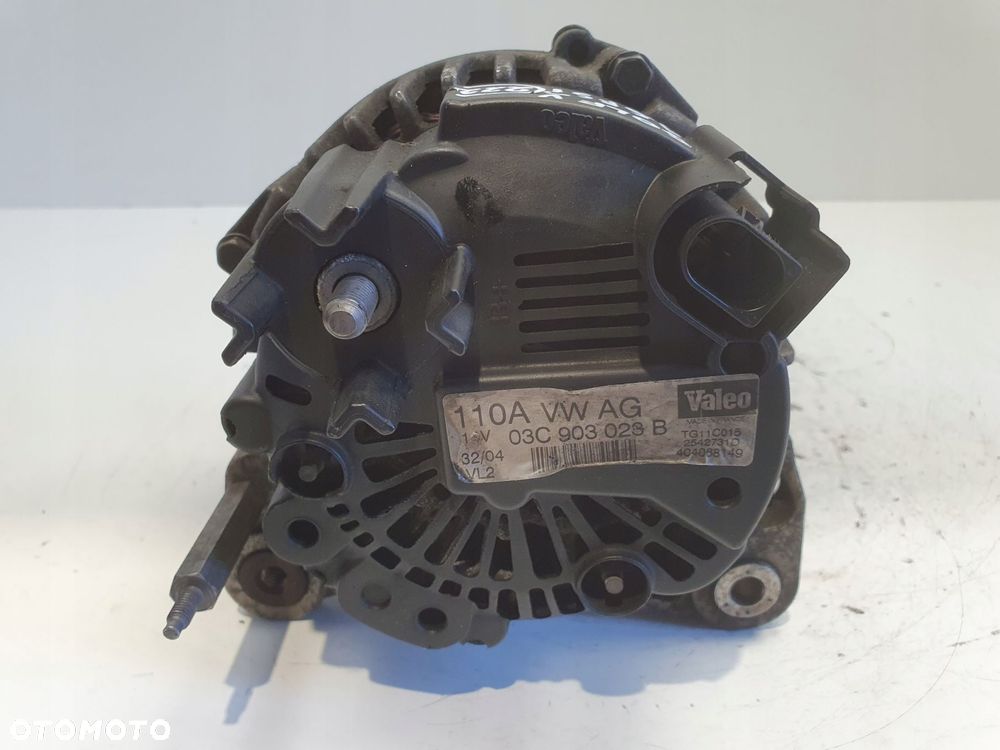 ALTERNATOR VW Golf V 1.6 FSI _ valeo 03C903023B 110A Alternator Oryginał - 8
