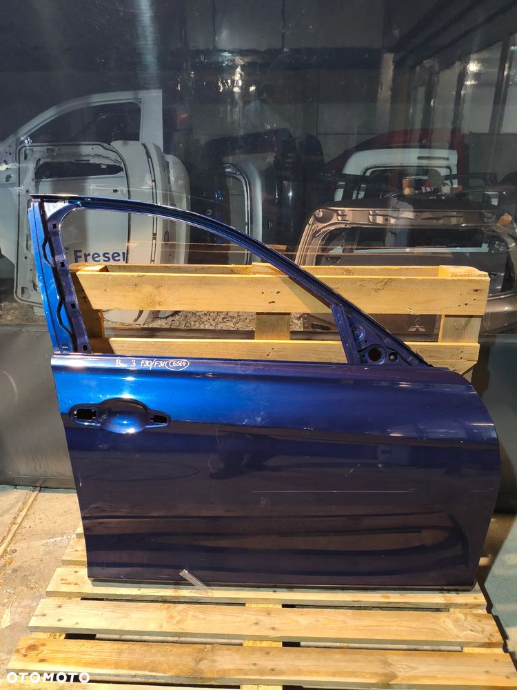 BMW F30 F31 DRZWI PRAWE PRZEDNIE POZNAŃ GIEŁDA X585 - 1