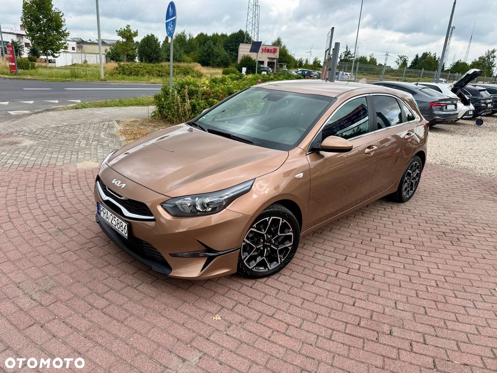 Kia Ceed 1.5 T-GDI Business Line Plus - 2