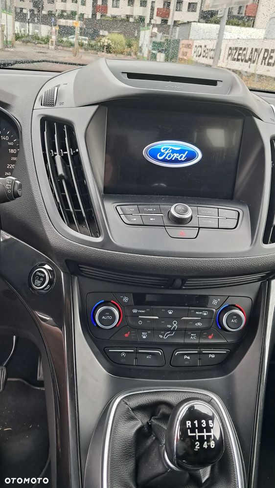 Ford Kuga Vignale 1.5 EcoBoost FWD ASS MMT6 - 10