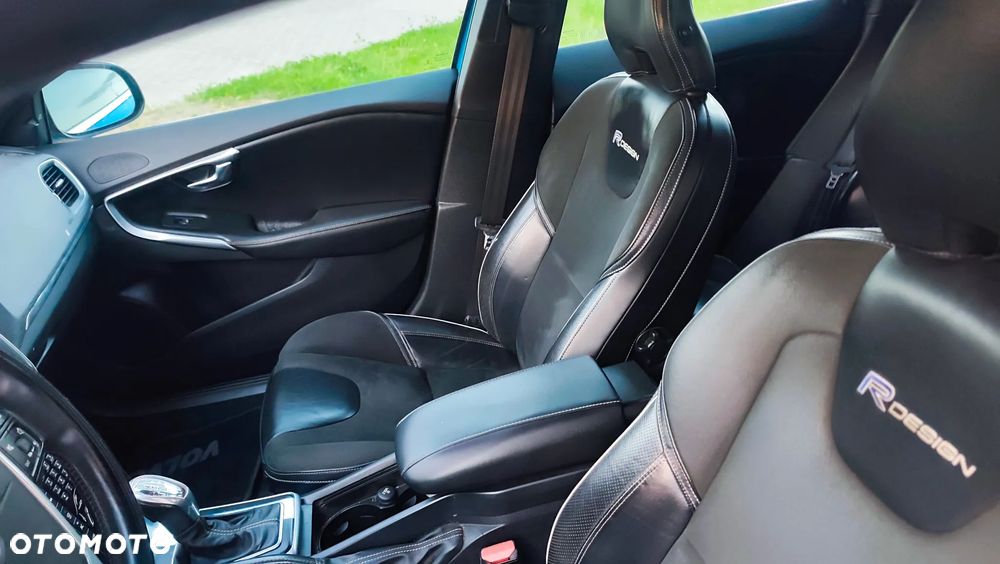 Volvo V40 T5 R-Design Summum - 7