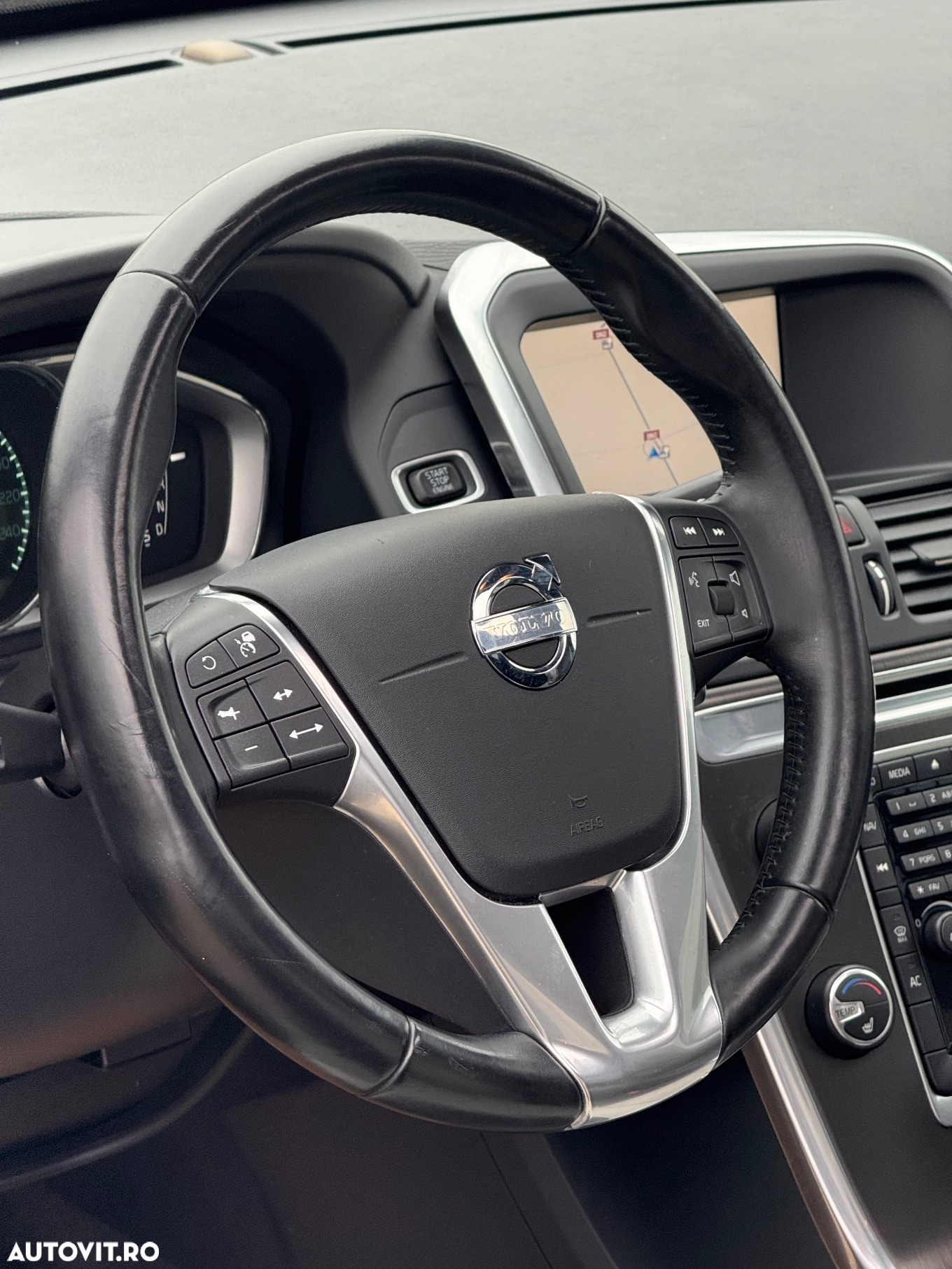 Volvo XC 60 D5 AWD Aut. Edition Pro - 29