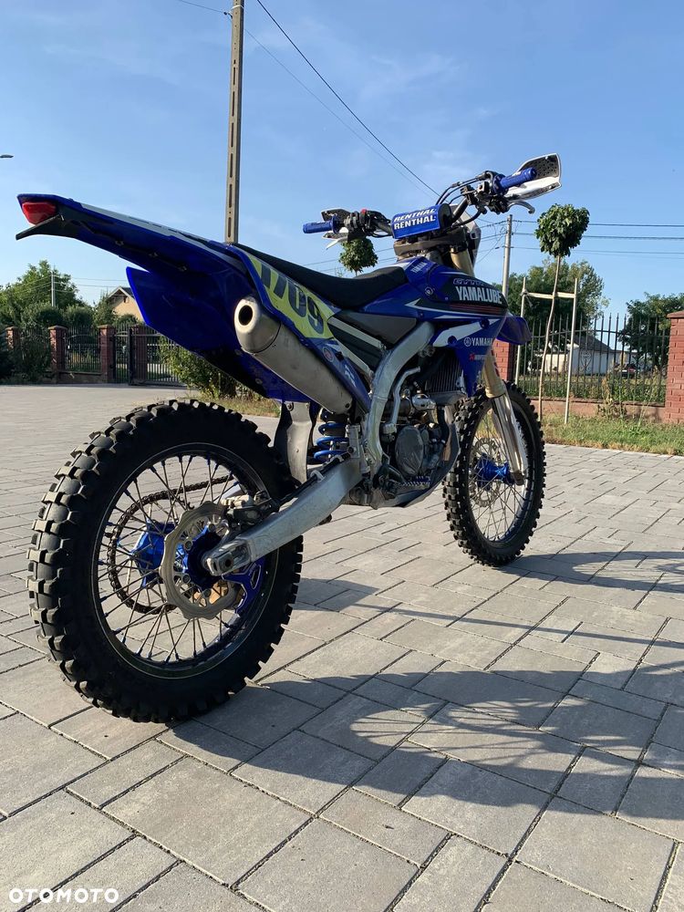 Yamaha YZF - 3