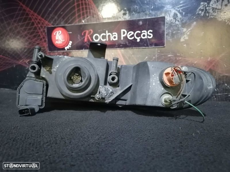 Ótica Dto Chrysler Voyager / Grand Voyager Iii (Gs) - 4