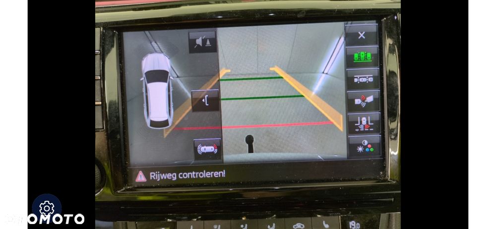 Skoda Superb 1.8 TSI Sportline DSG - 18