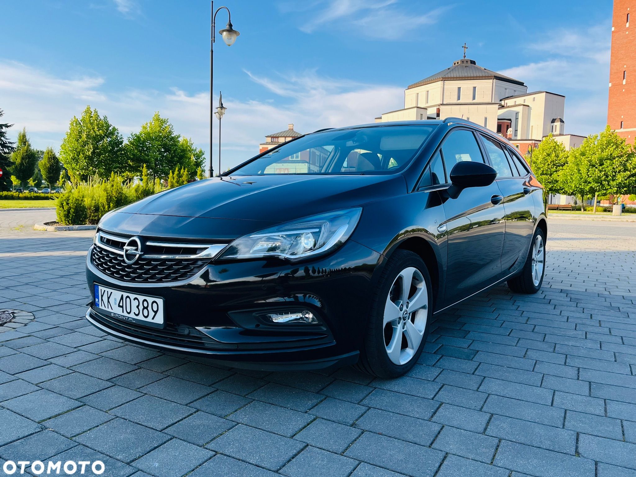 Opel Astra 1.6 CDTI DPF ecoFLEX Sports TourerStart/Stop Edition - 1