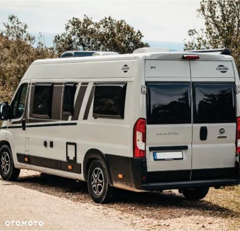 OKNO SZYBA TYŁ KAMPER CARADO POSSL 82X65 820X650 POLYPLASTIC - 1