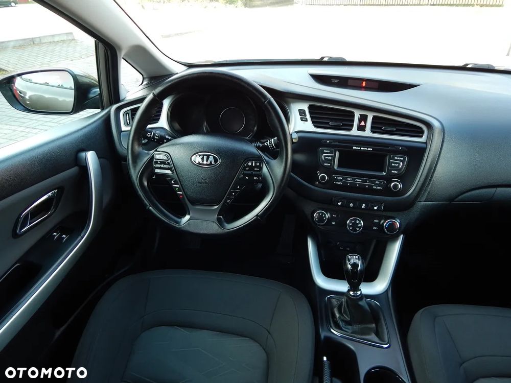 Kia Ceed 1.4 CVVT - 11