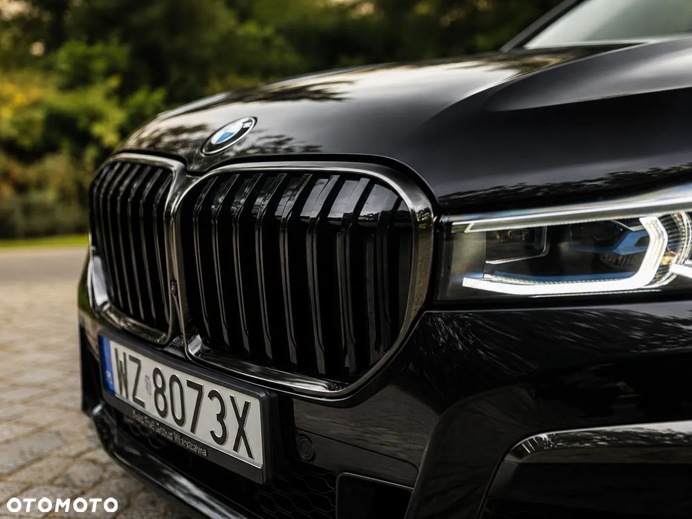 BMW Seria 7 750i xDrive - 3