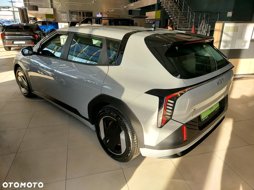 Kia EV4 81,4-kWh Air - 5