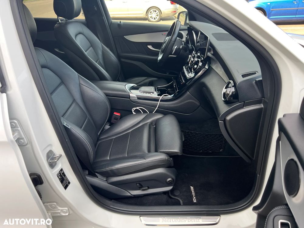 Mercedes-Benz GLC Coupe 220 d 4Matic 9G-TRONIC AMG Line - 9