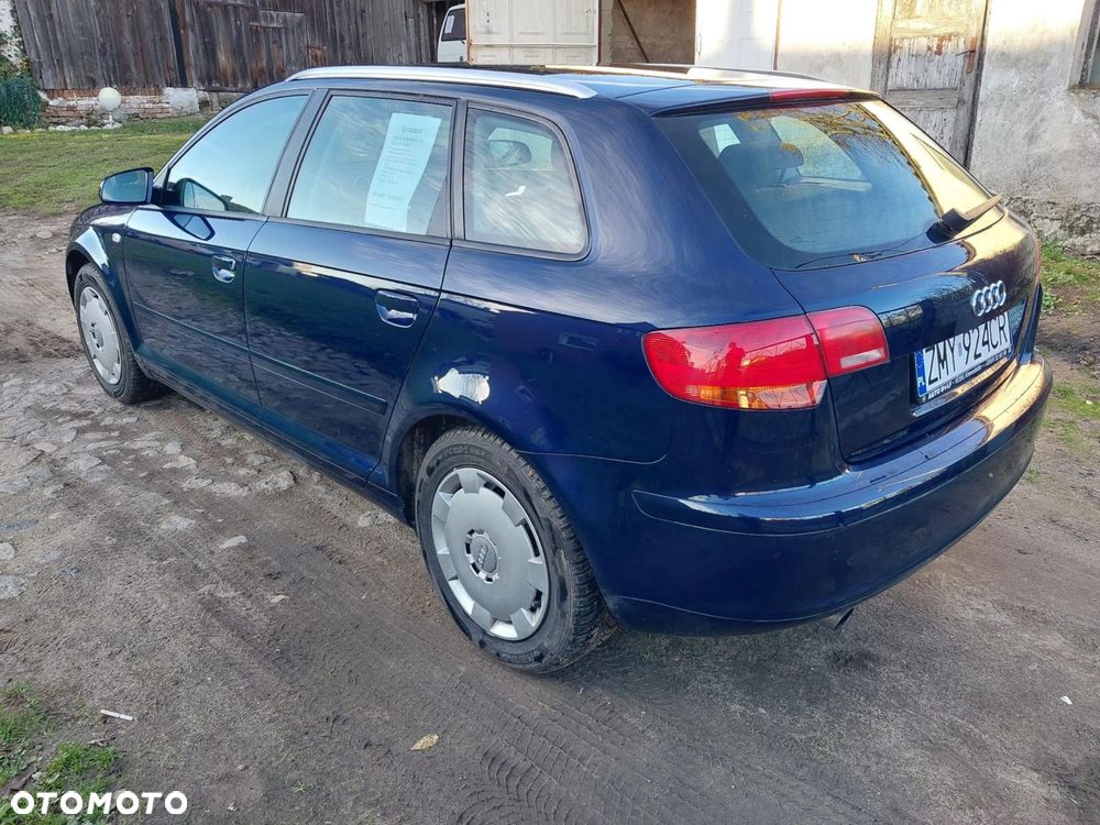 Audi A3 Sportback - 4
