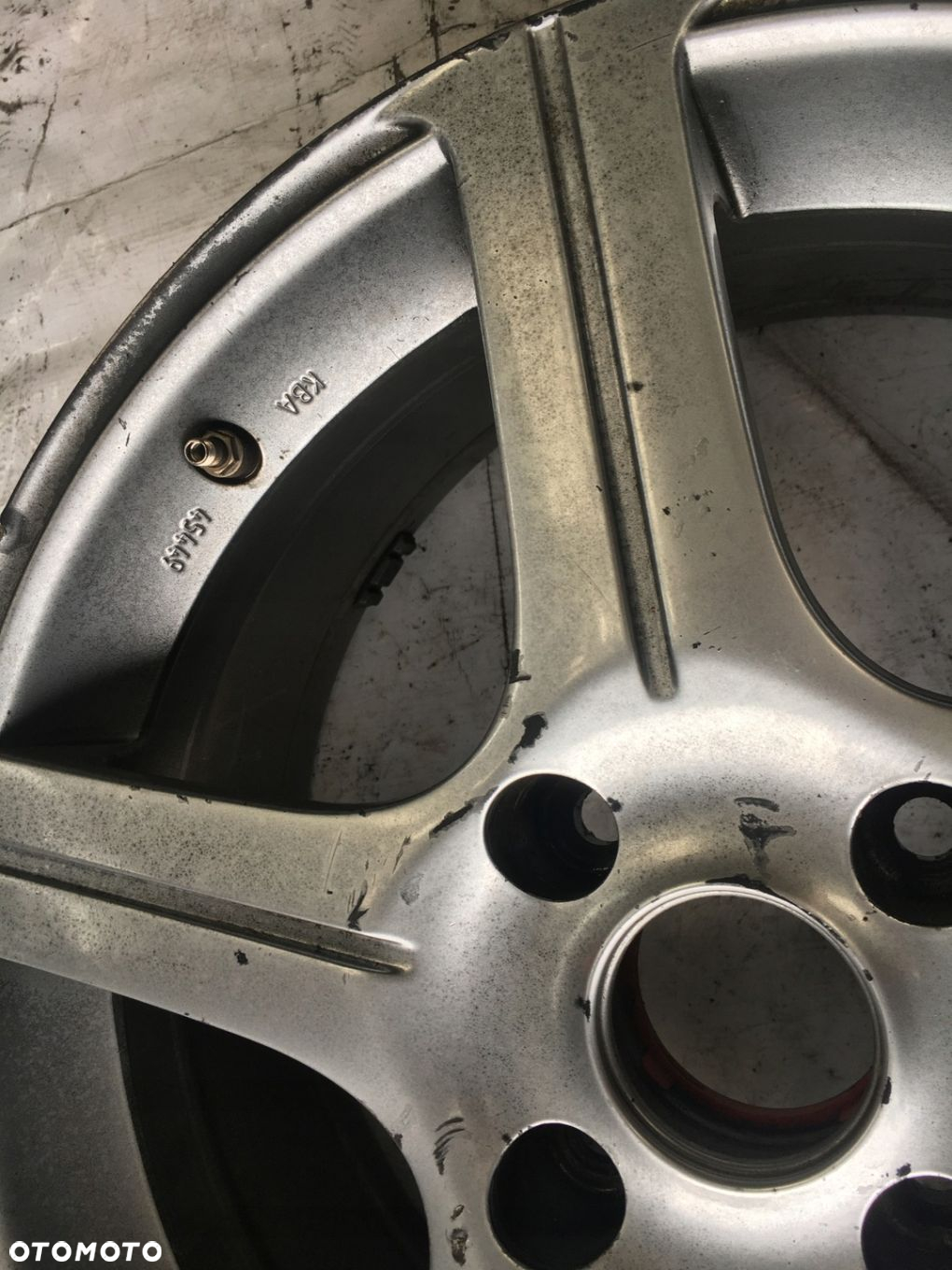 FELGA ALUMINIOWA DEZENT 7JX17H2 ET40 4X114,3 - 5