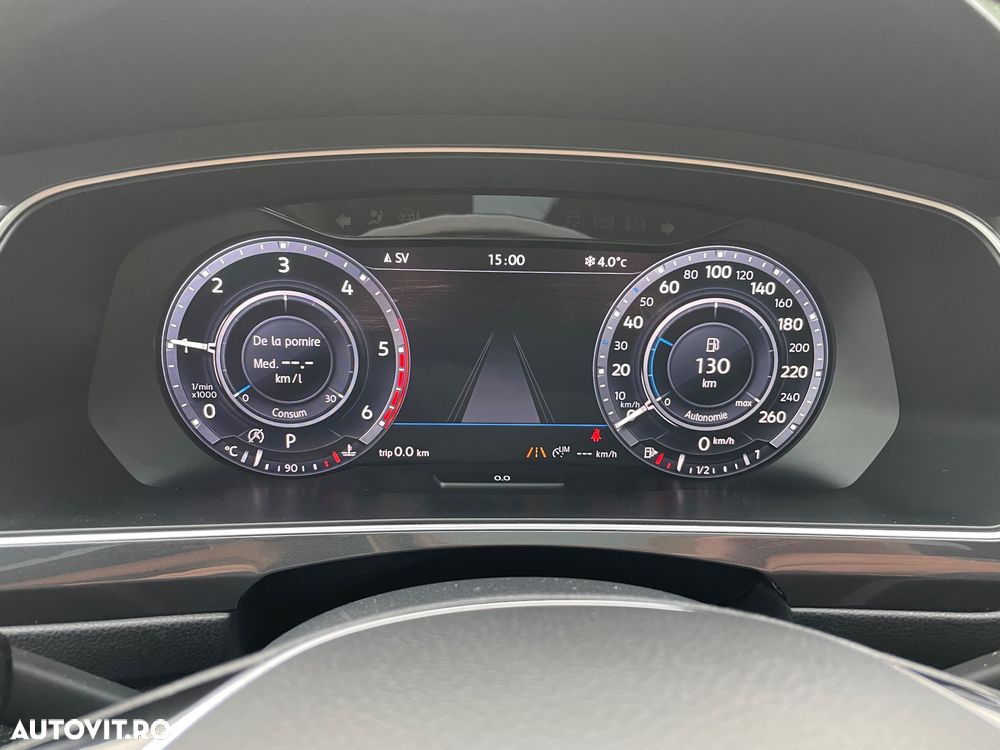 Volkswagen Tiguan - 24