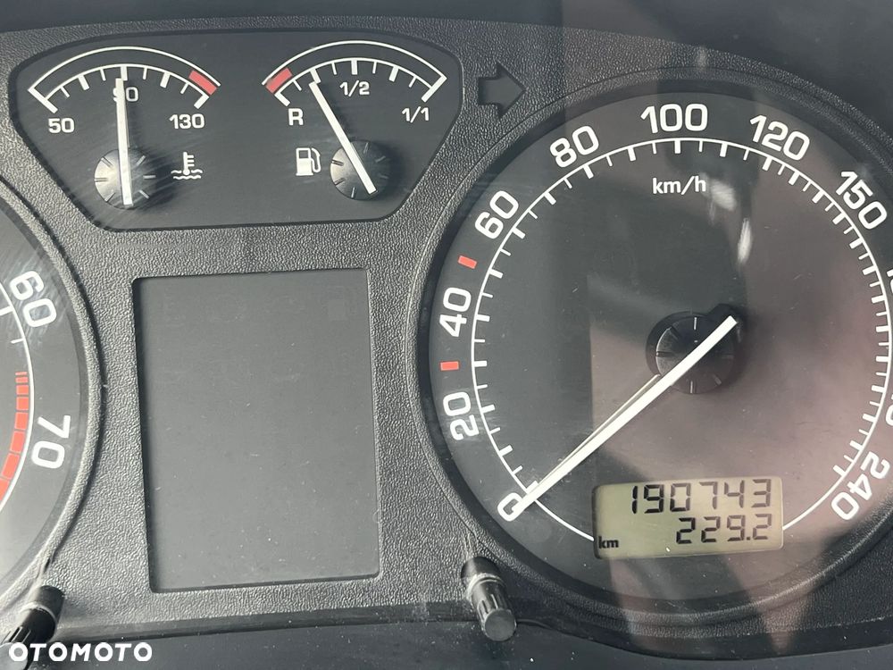 Skoda Octavia - 21