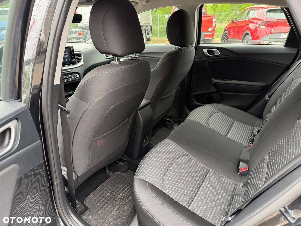 Kia Ceed 1.0 T-GDI M - 11