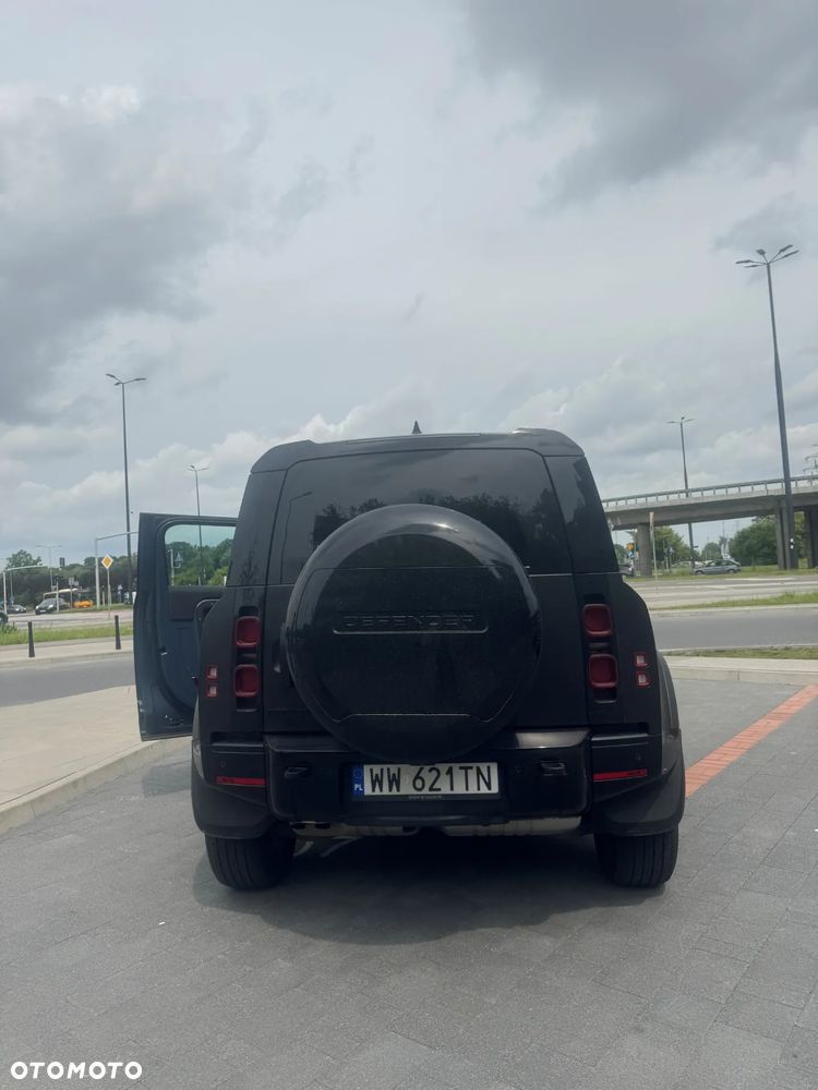 Land Rover Defender - 7