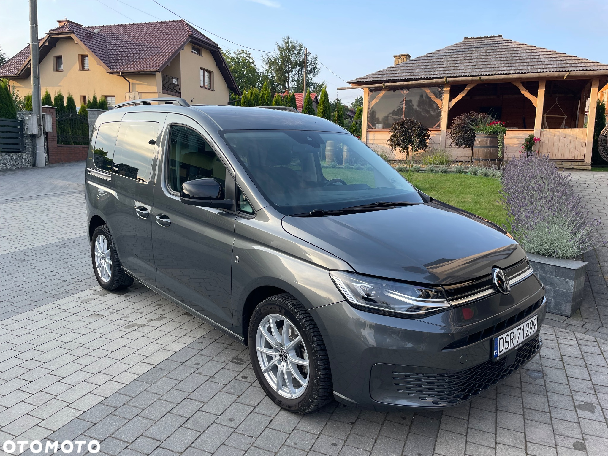 Volkswagen Caddy 1.5 TSI Life DSG - 4