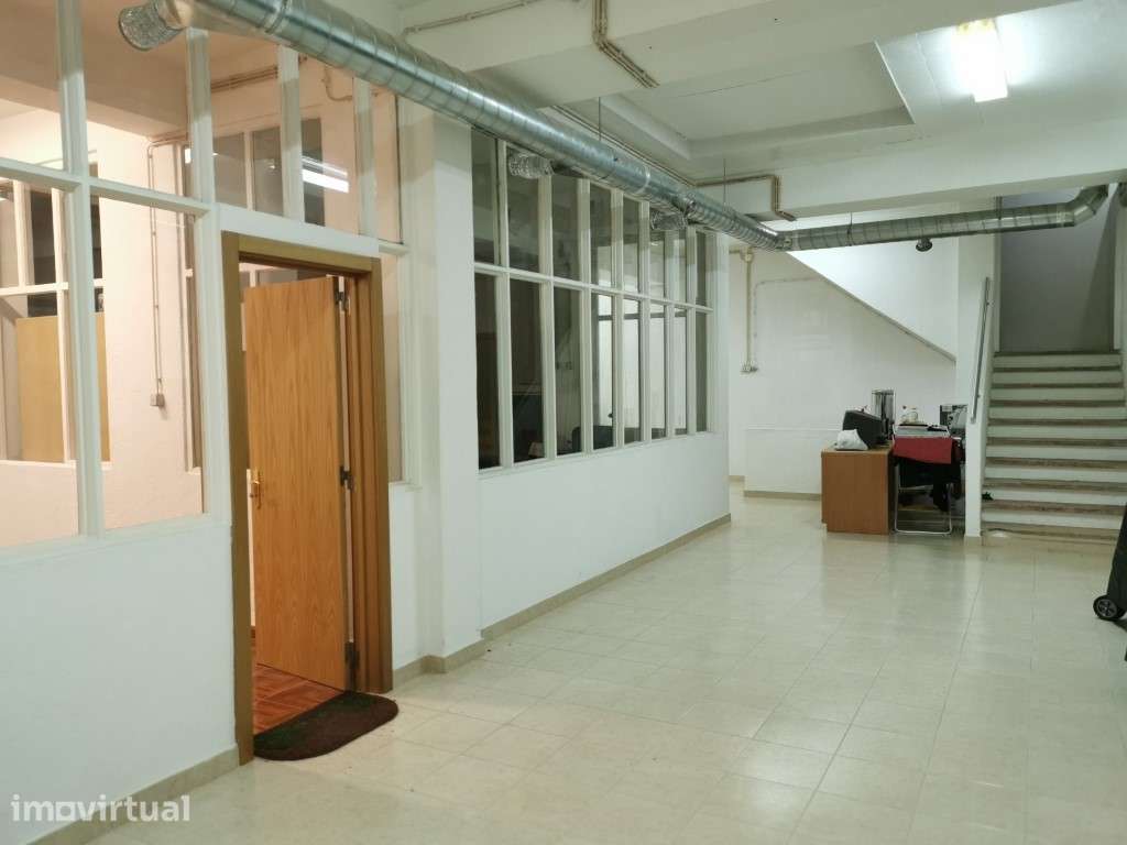 Armazém Remodelado para Venda em Campo de Ourique, Lisboa - Grande imagem: 3/18