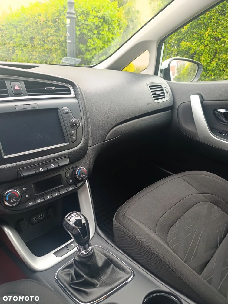 Kia Ceed 1.6 CRDi M - 9