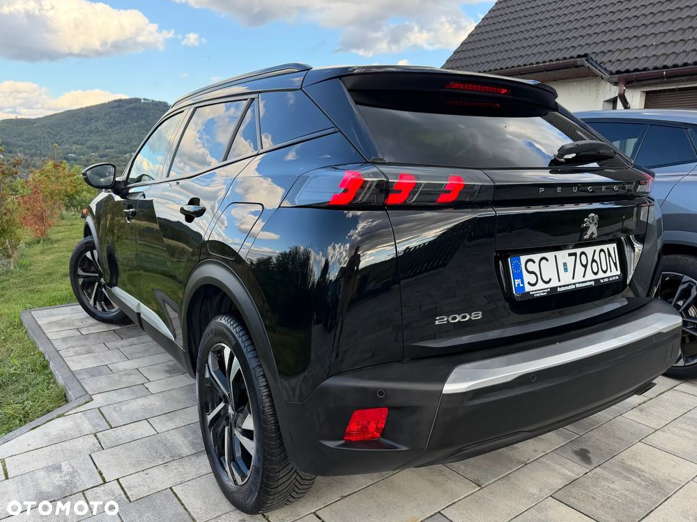 Peugeot 2008 1.2 PureTech Allure S&S - 8