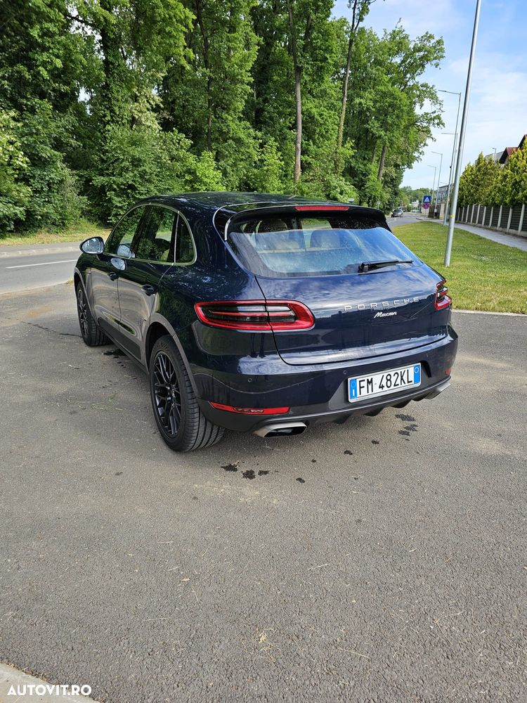 Porsche Macan - 4
