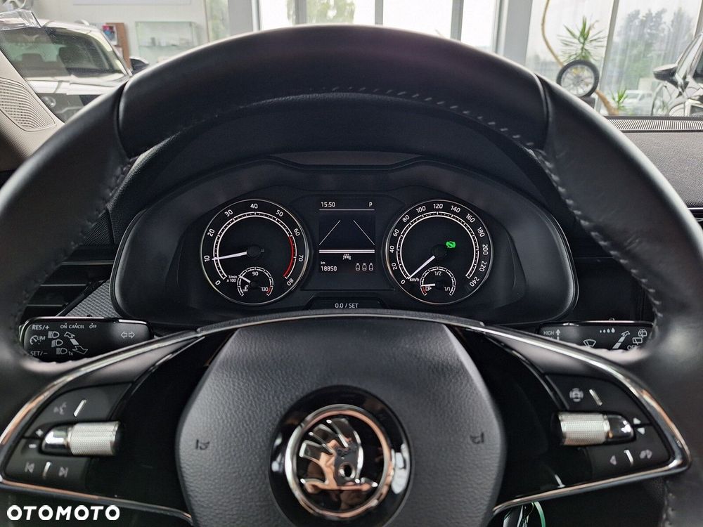 Skoda Kamiq 1.0 TSI Ambition DSG - 22
