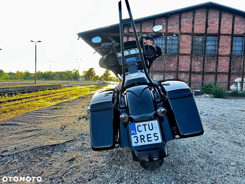 Harley-Davidson Touring Street Glide - 14