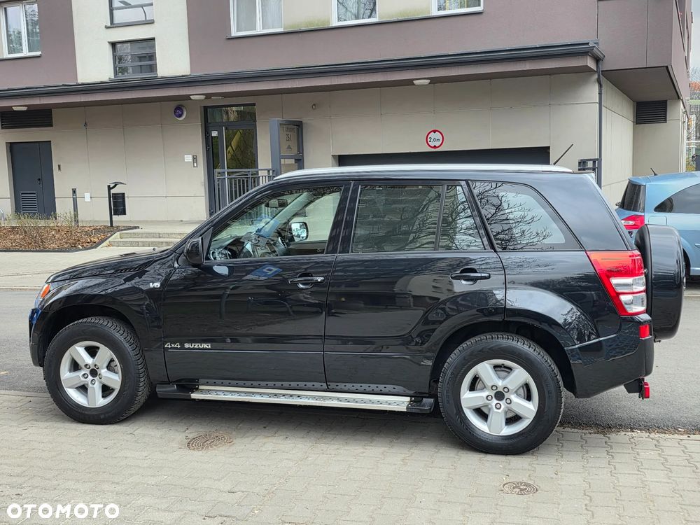 Suzuki Grand Vitara 2.7 V6 - 7