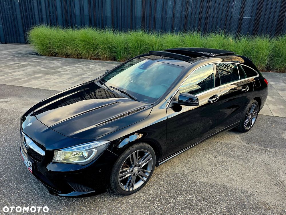 Mercedes-Benz CLA 200 Urban - 1