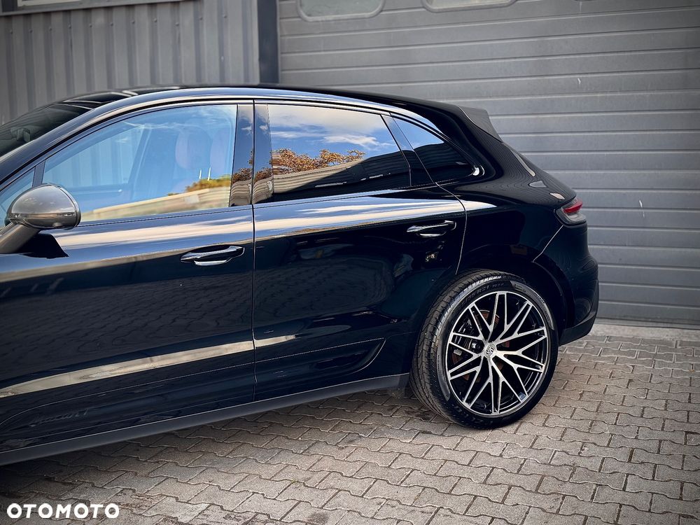 Porsche Macan - 16