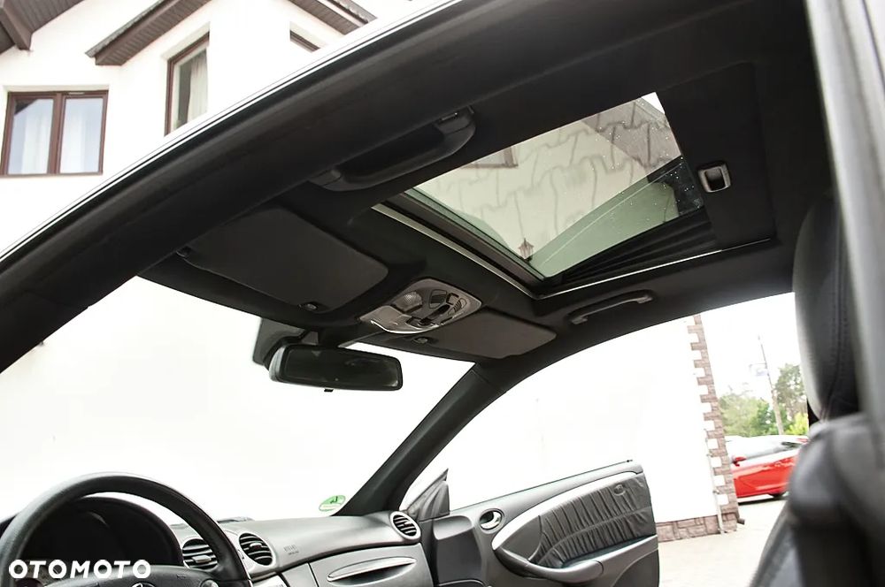 Mercedes-Benz CLK 320 CDI 7G-TRONIC Avantgarde - 37