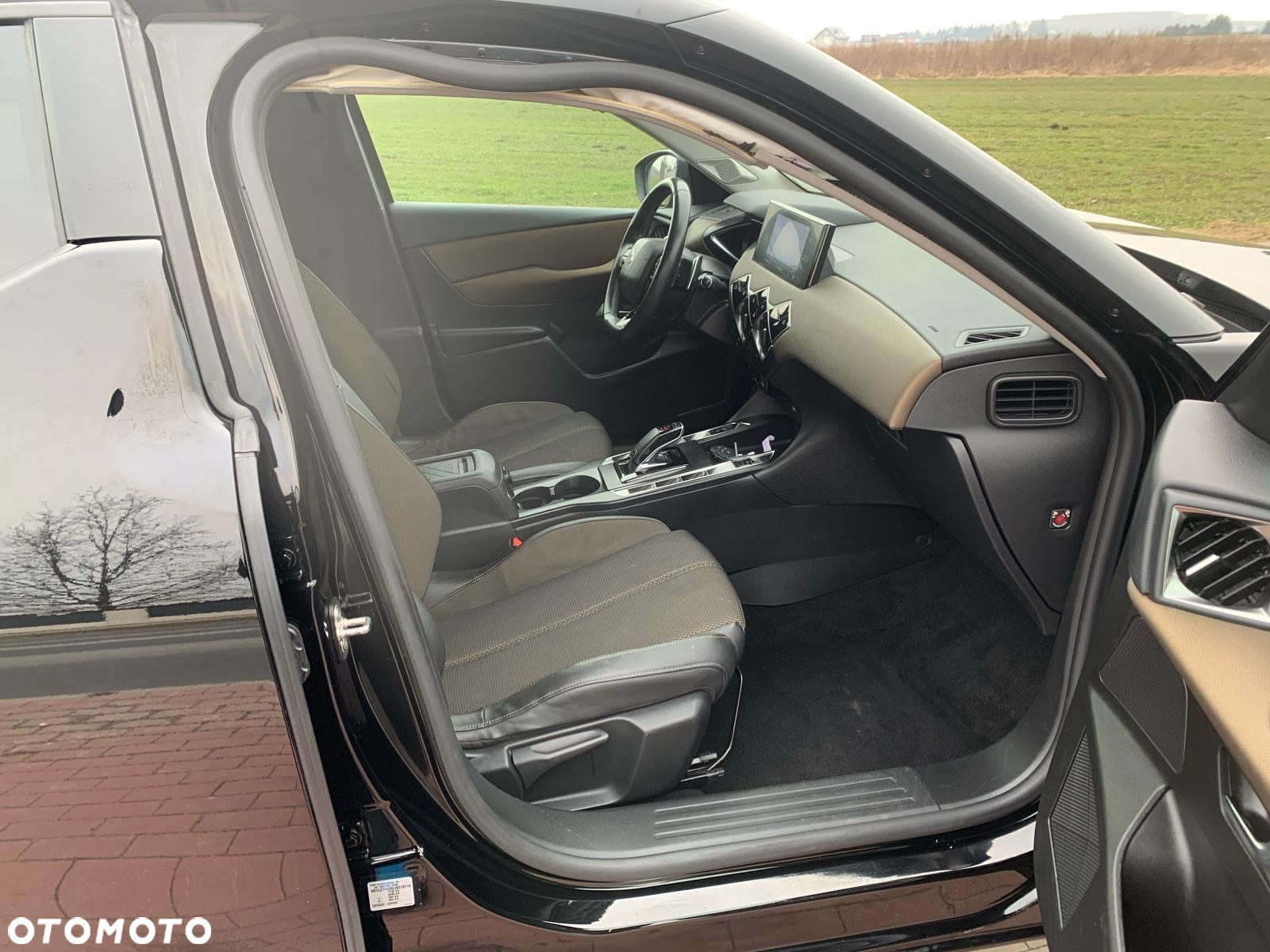 DS Automobiles DS 3 Crossback BlueHDi 130 Esprit de Voyage - 17