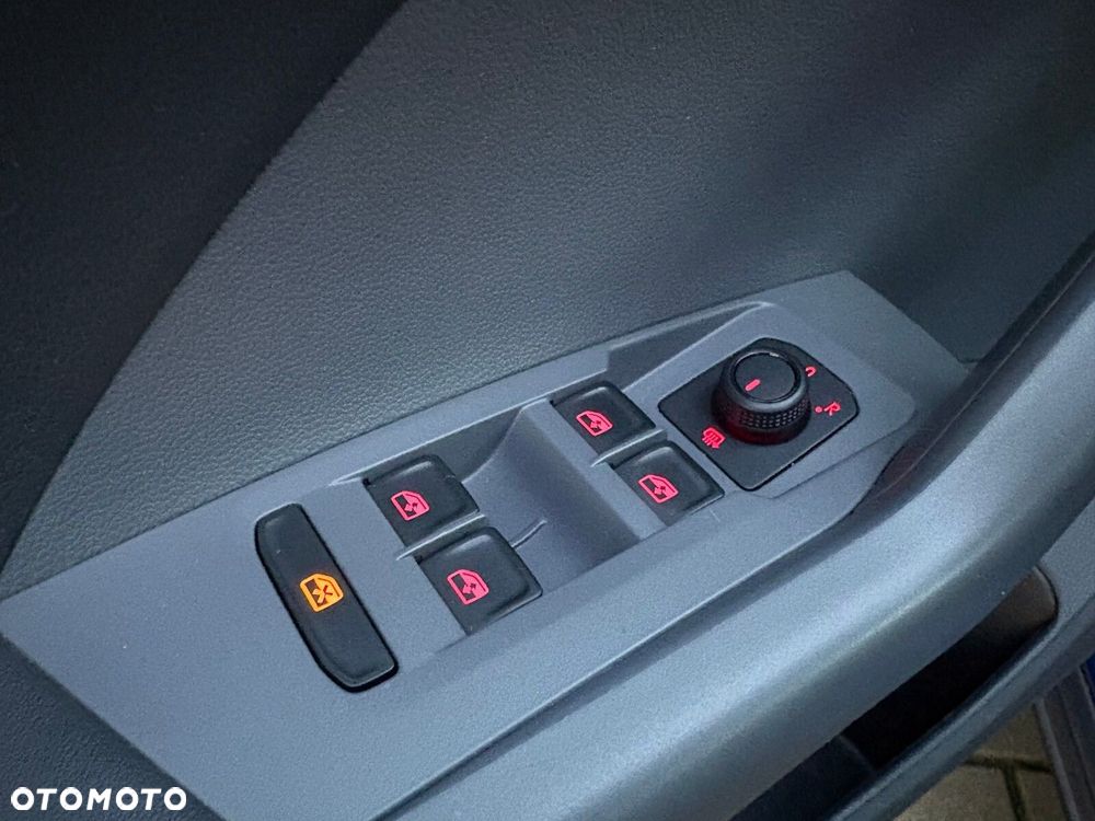 Volkswagen T-Cross 1.0 TSI - 19