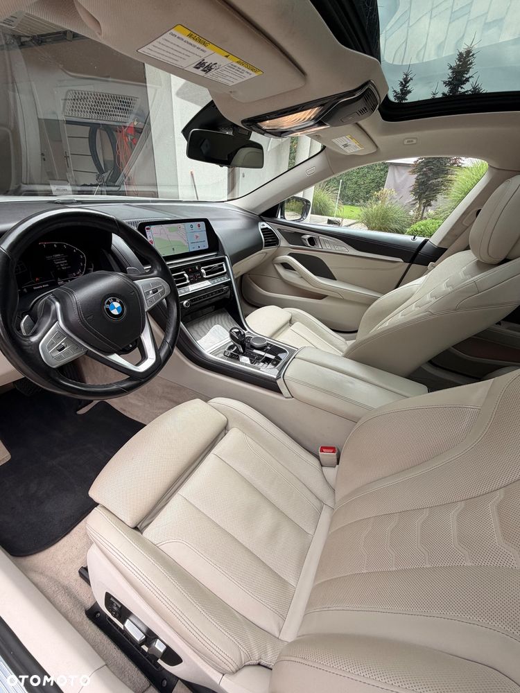 BMW Seria 8 840i xDrive - 27